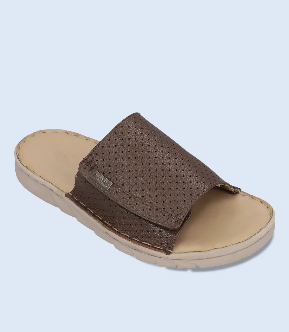 BM3886-BROWN-Men Comfort Slipper