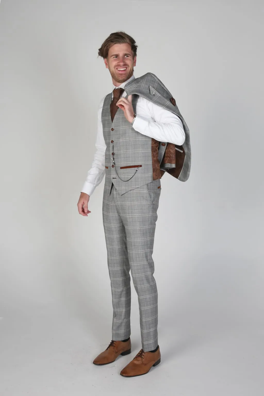 Francis Grey Men's Three Piece Suit