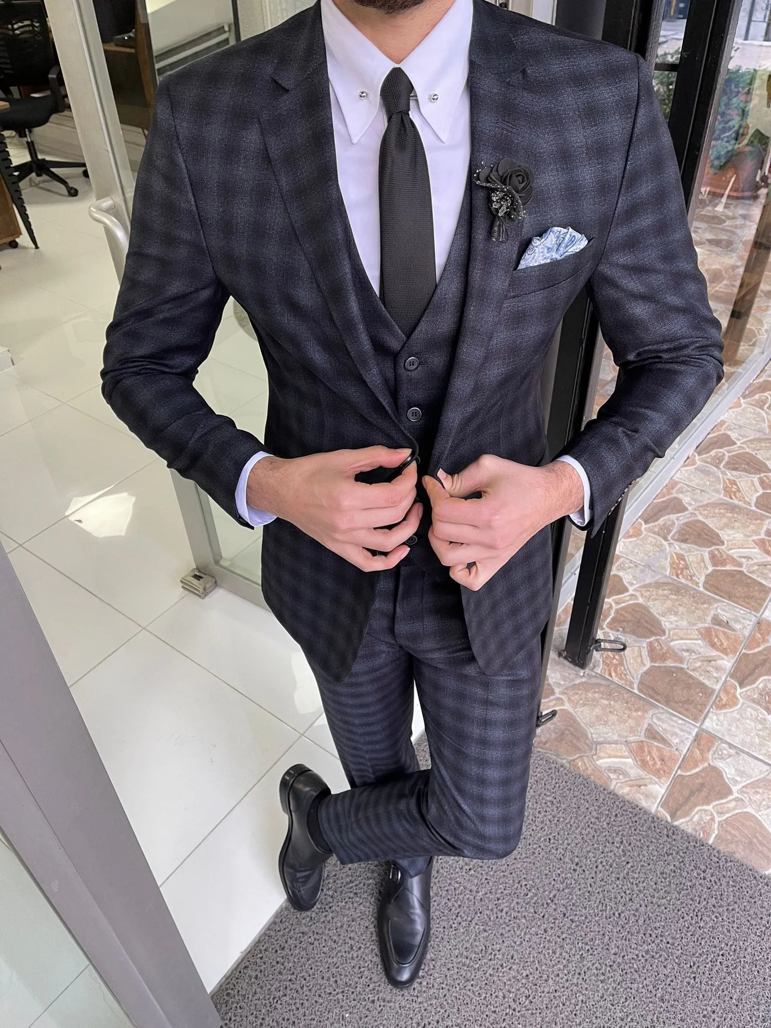 Slim Fit Wool Black Classic Suit