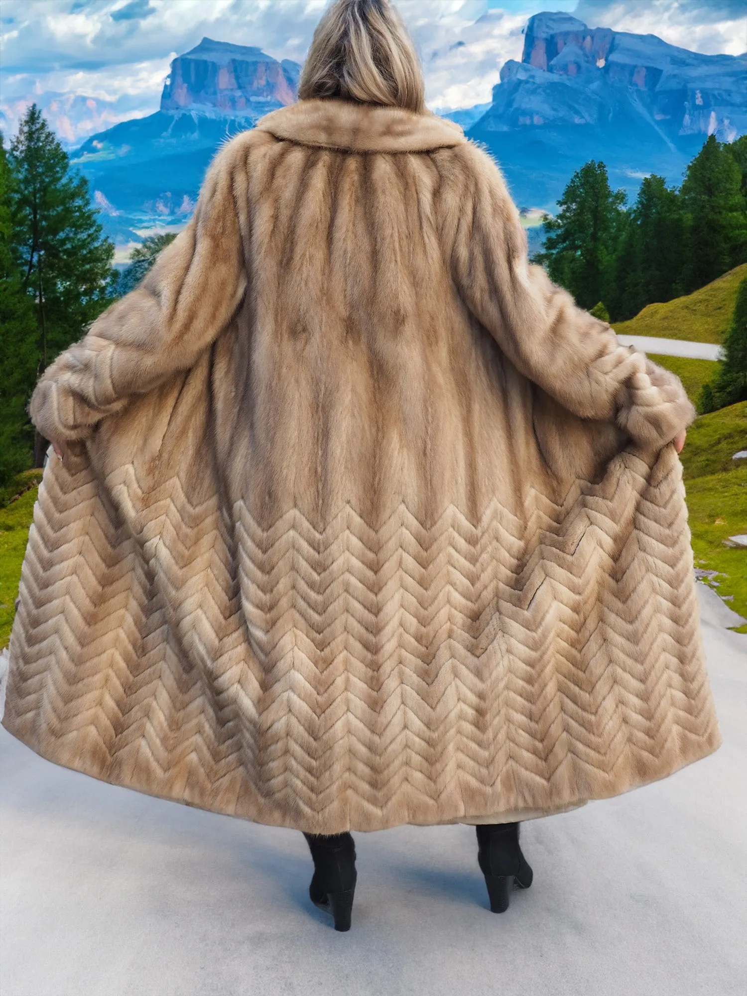 Stunning Pastel Canadian Mink Fur Coat Herring Bone Design 50 Long M