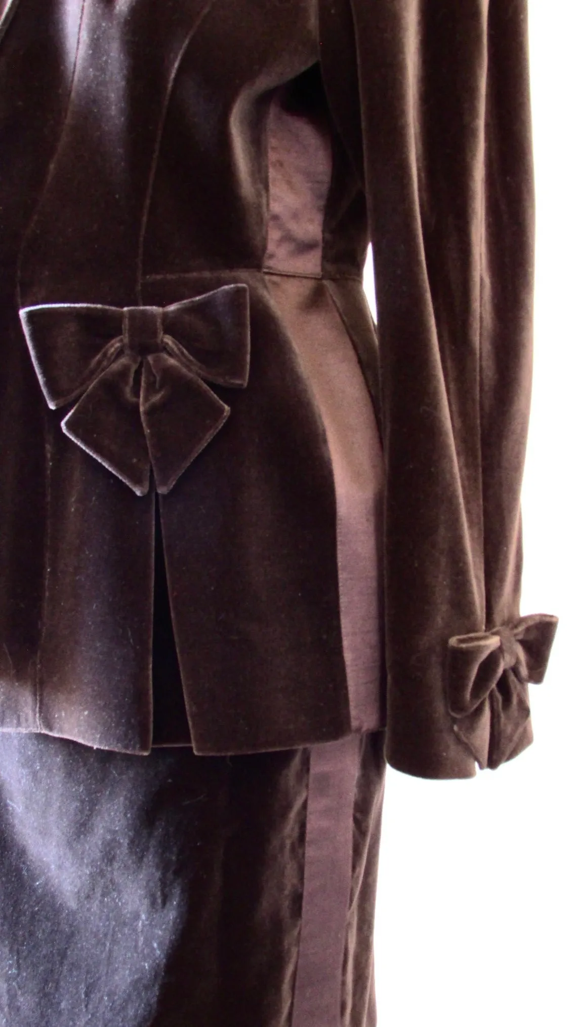 THIERRY MUGLER 80s Brown Velvet Tuxedo Suit, Size Medium